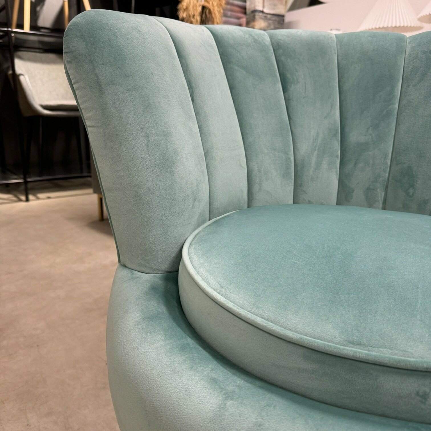 Atpūtas krēsls Oyster Atpūtas krēsls Oyster