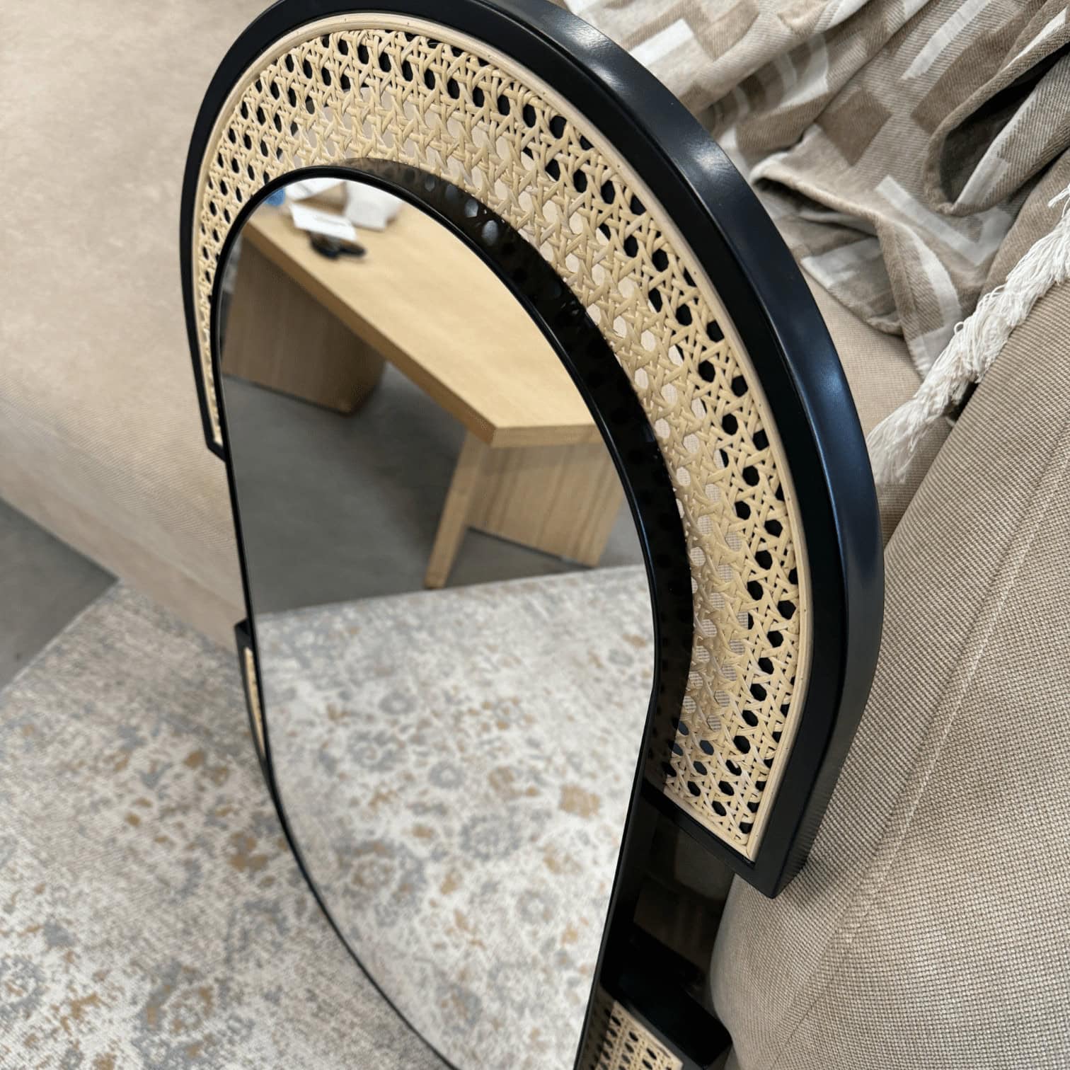 Sienas spogulis Esma Sienas spogulis Esma