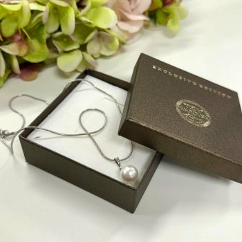 Sudraba kaklarota ar pērli Lalabel