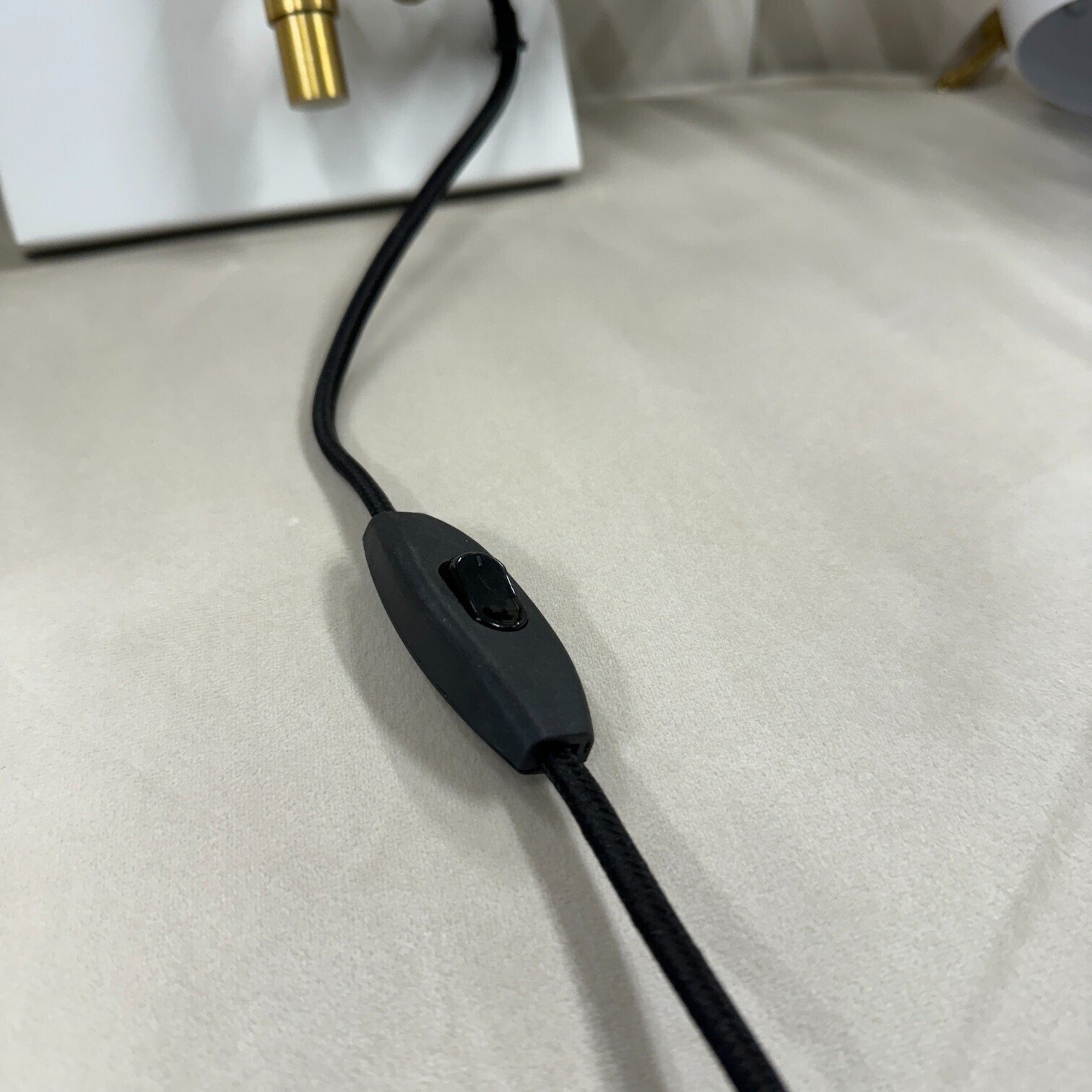 Sienas lampa Sarana Sienas lampa Sarana