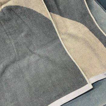 Dvielis Rock, 2 gab.