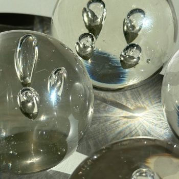 Stikla papīra svars Bobbles