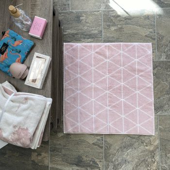 Vannas istabas paklājs Rauten