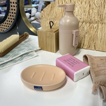 Ziepju trauks, rozā