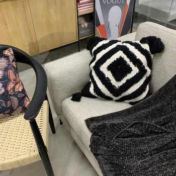 Spilvendrāna Karina, 45x45cm