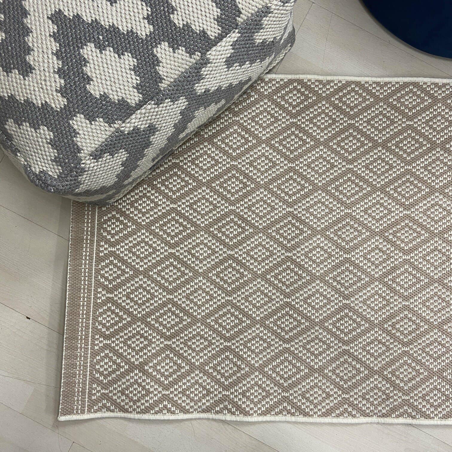 Paklājs Capri, iekštelpām un ārtelpām, 80 x 250cm Paklājs Capri, iekštelpām un ārtelpām, 80 x 250cm