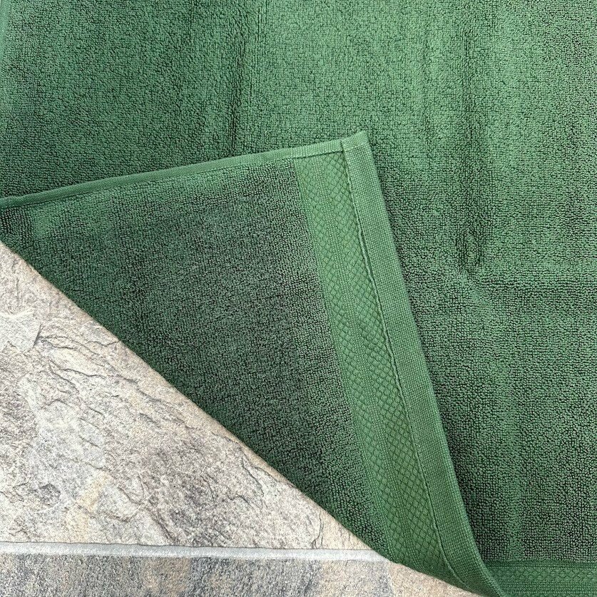 Vannas istabas paklājs Premium, tumši zaļš Vannas istabas paklājs Premium, tumši zaļš