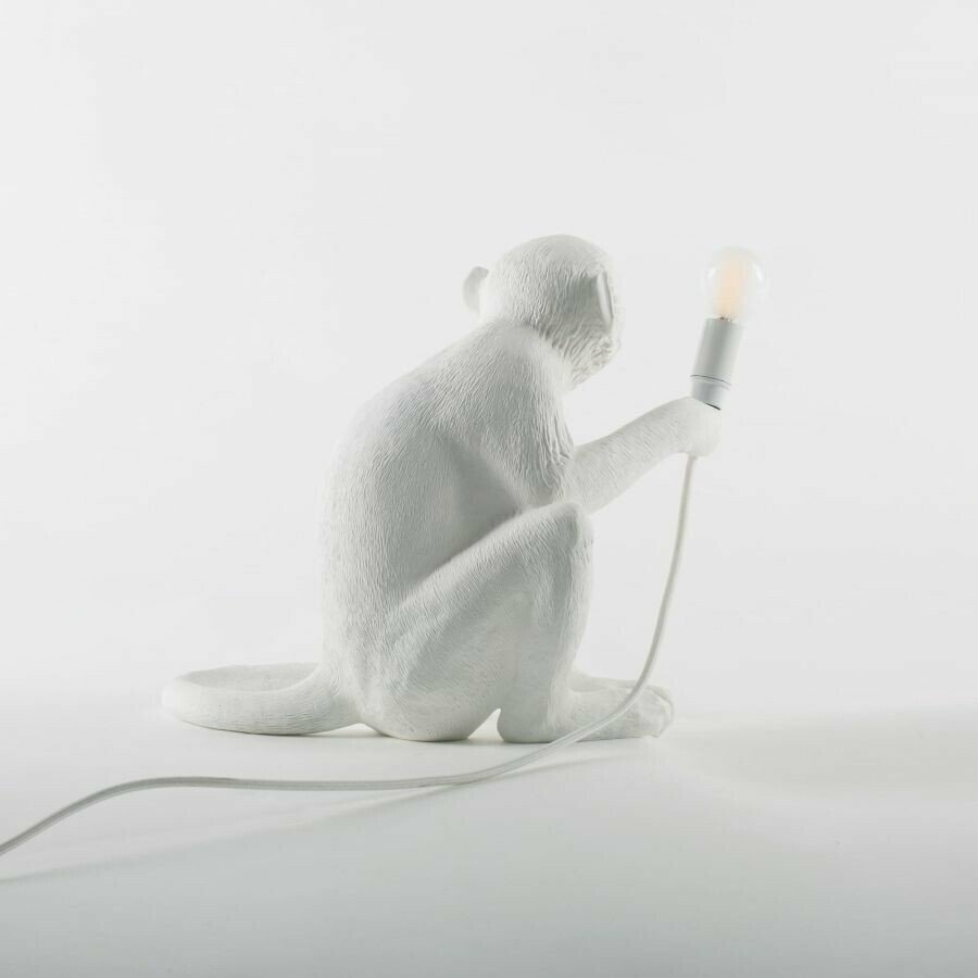 Galda lampa The Monkey Lamp Sitting Version, balta Galda lampa The Monkey Lamp Sitting Version, balta