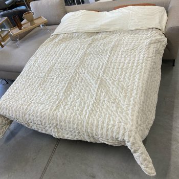 Gultas pārklājs Nellie, 250x260cm