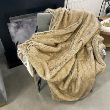 Mākslīgās kažokādas pleds Skins