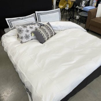 Gultas veļas komplekts Stella, 240x220cm, 60x70cmx2gab., balta/pelēka