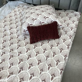 Gultas veļas komplekts Avelina, 155x220cm, 80x80cmx1gab., balts/violets