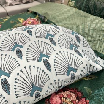 Spilvendrāna Avelina, 65x100cm