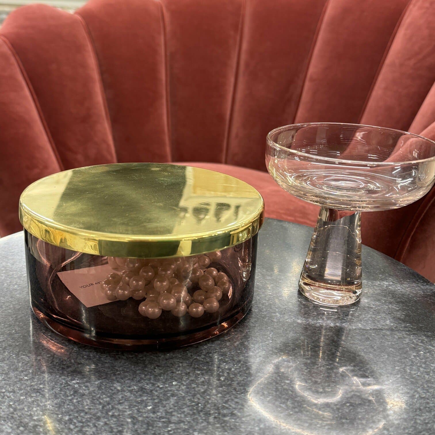 Uzglabāšanas trauks Tota Uzglabāšanas trauks Tota