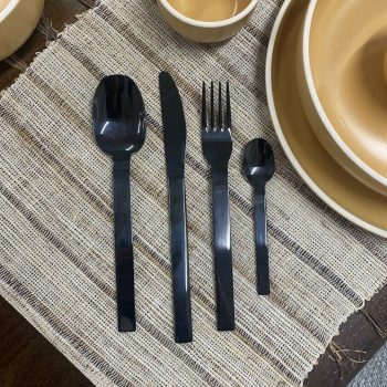 Galda piederumu komplekts Kimana, melna, 4 personām