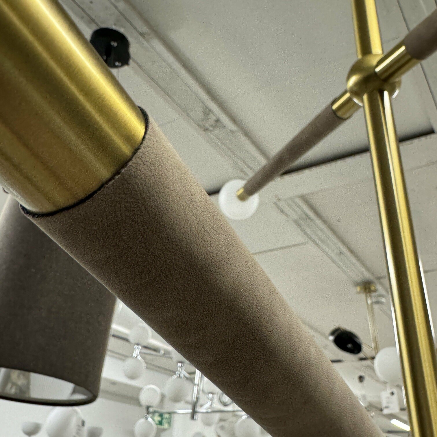 Griestu lampa Linja Griestu lampa Linja