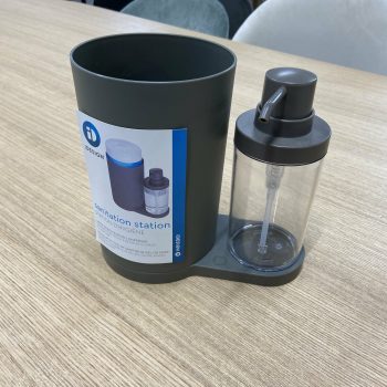 Dezinfekcijas līdzekļu dozators ar konteineri