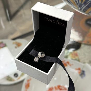 Pandora piekariņš Hope