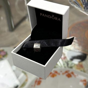 Pandora Charm Dado Love