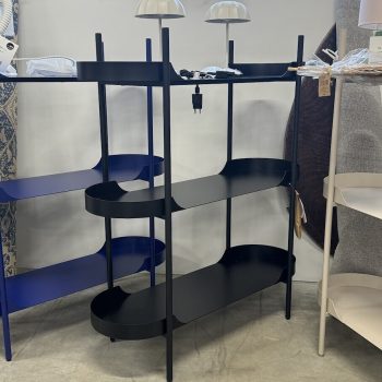 Metāla plaukts Taru, melns