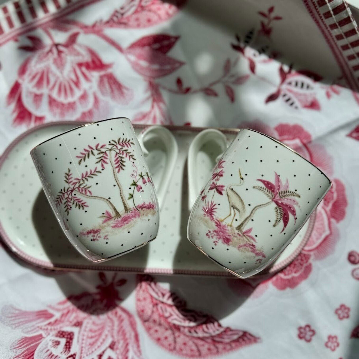 Krūzes Jolie Dots Gold Pink, 145ml, 2gab. Krūzes Jolie Dots Gold Pink, 145ml, 2gab.