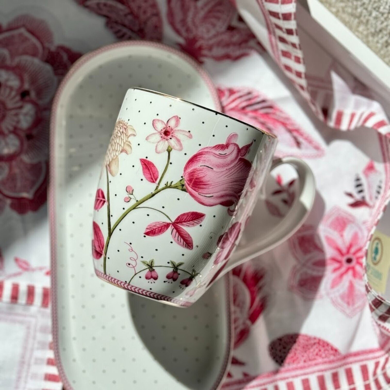 Krūze Jolie Tulip Pink, 450ml Krūze Jolie Tulip Pink, 450ml