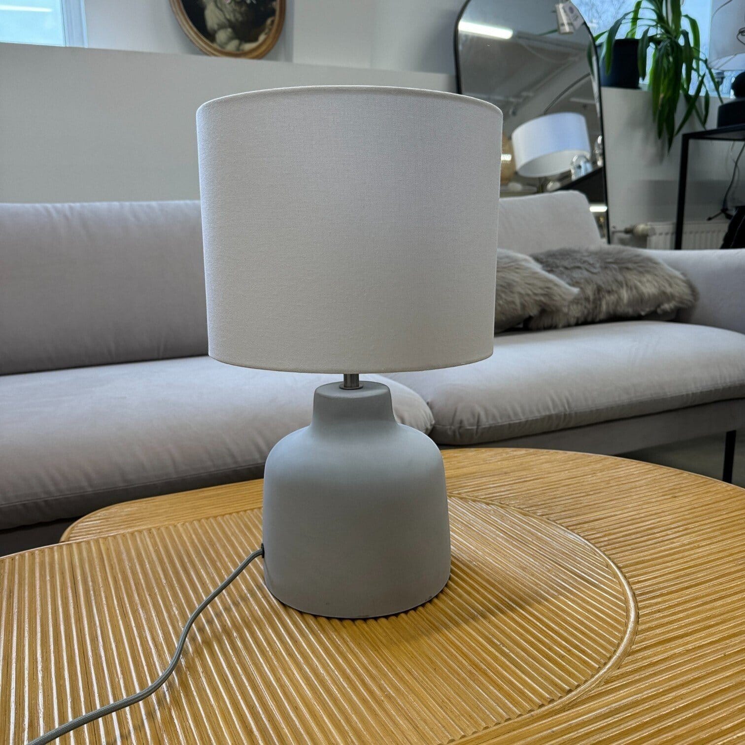 Galda lampa Ike Galda lampa Ike