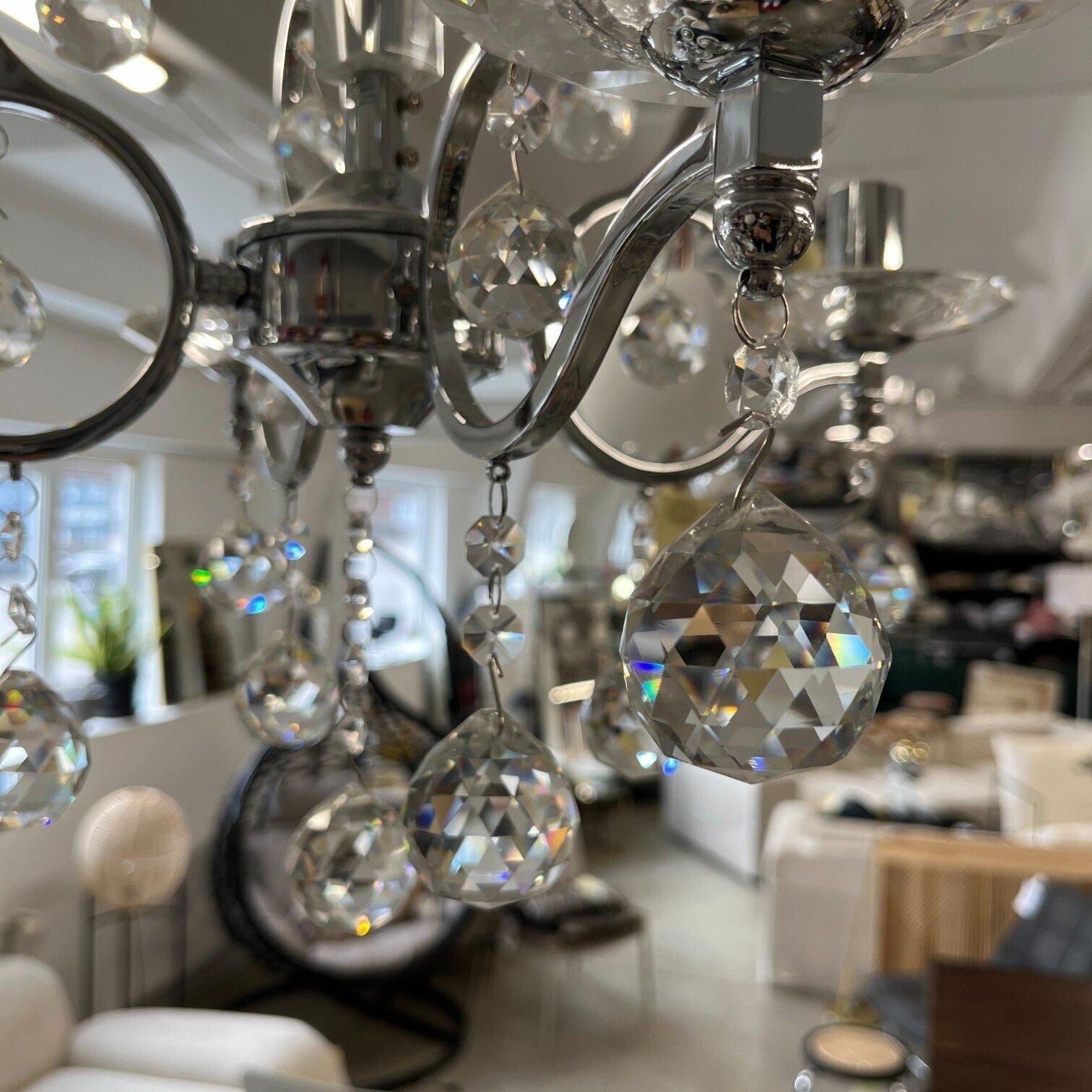 Griestu kristāla lampa Zinta Griestu kristāla lampa Zinta