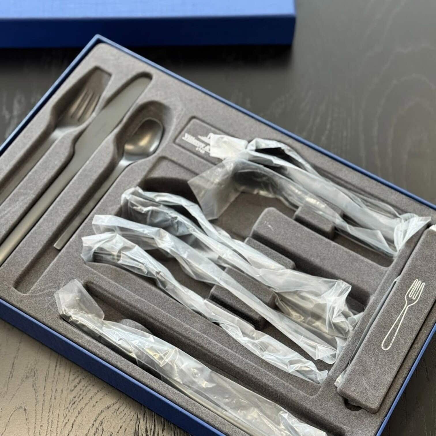 Galda piederumu komplekts Manufacture Rock, 20gab. Galda piederumu komplekts Manufacture Rock, 20gab.