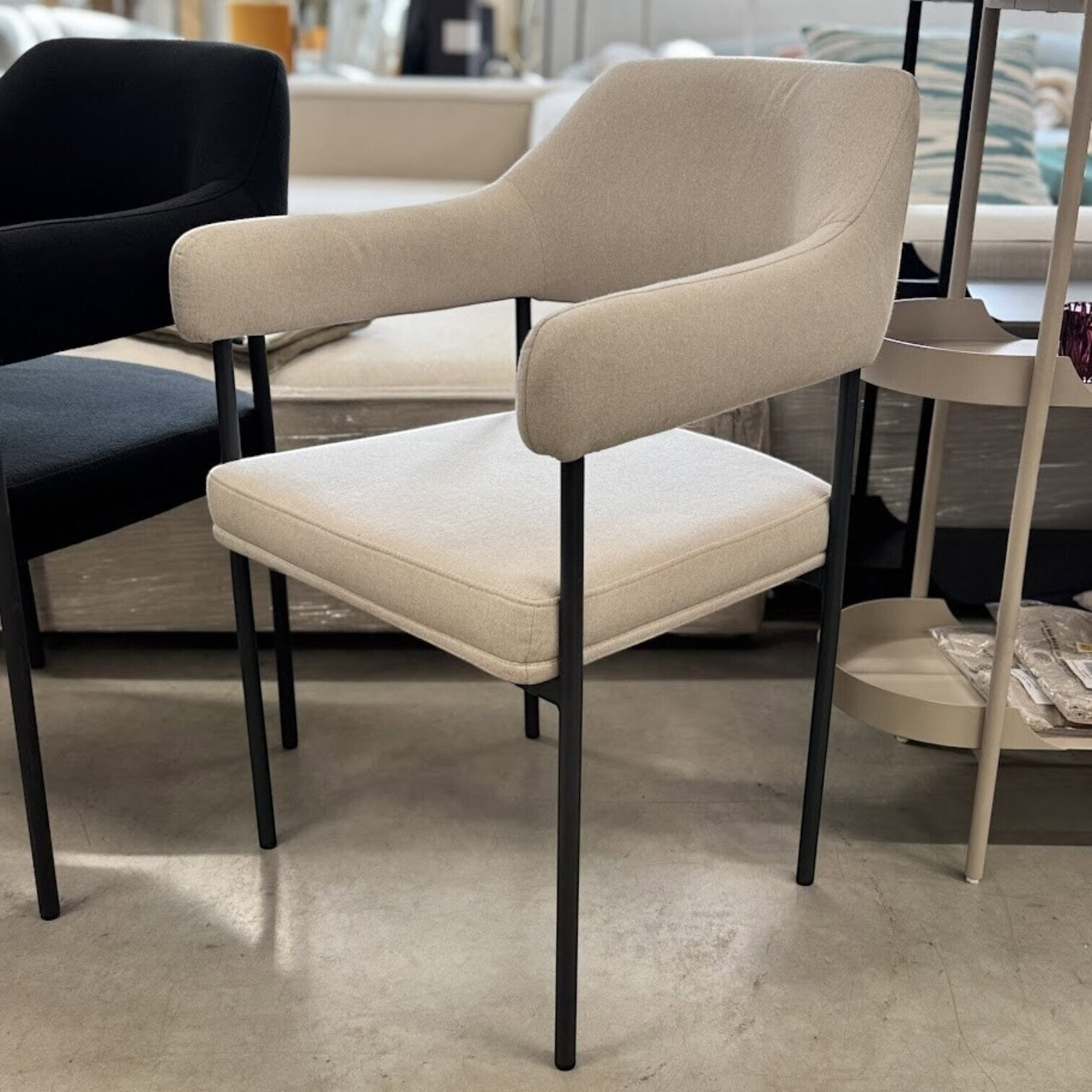 Krēsls ar roku balstiem Zoe Krēsls ar roku balstiem Zoe