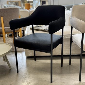 Krēsls ar roku balstiem Zoe, melns