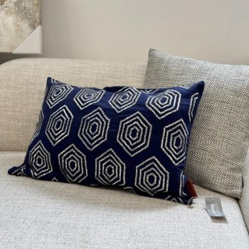 Spilvendrāna Beehive, 40x60cm