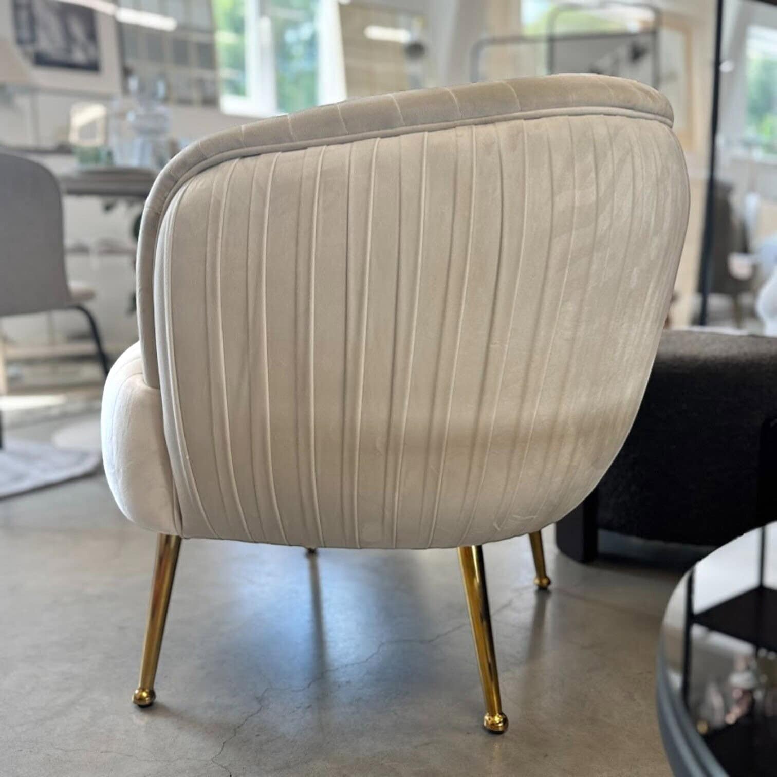 Atpūtas krēsls Cara Atpūtas krēsls Cara