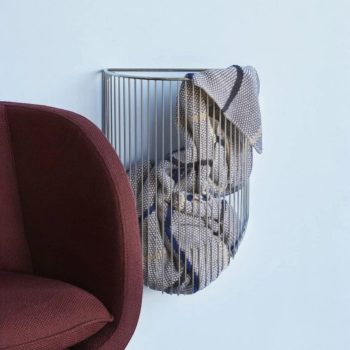 Pleds Tone, zils ar melnām strīpām