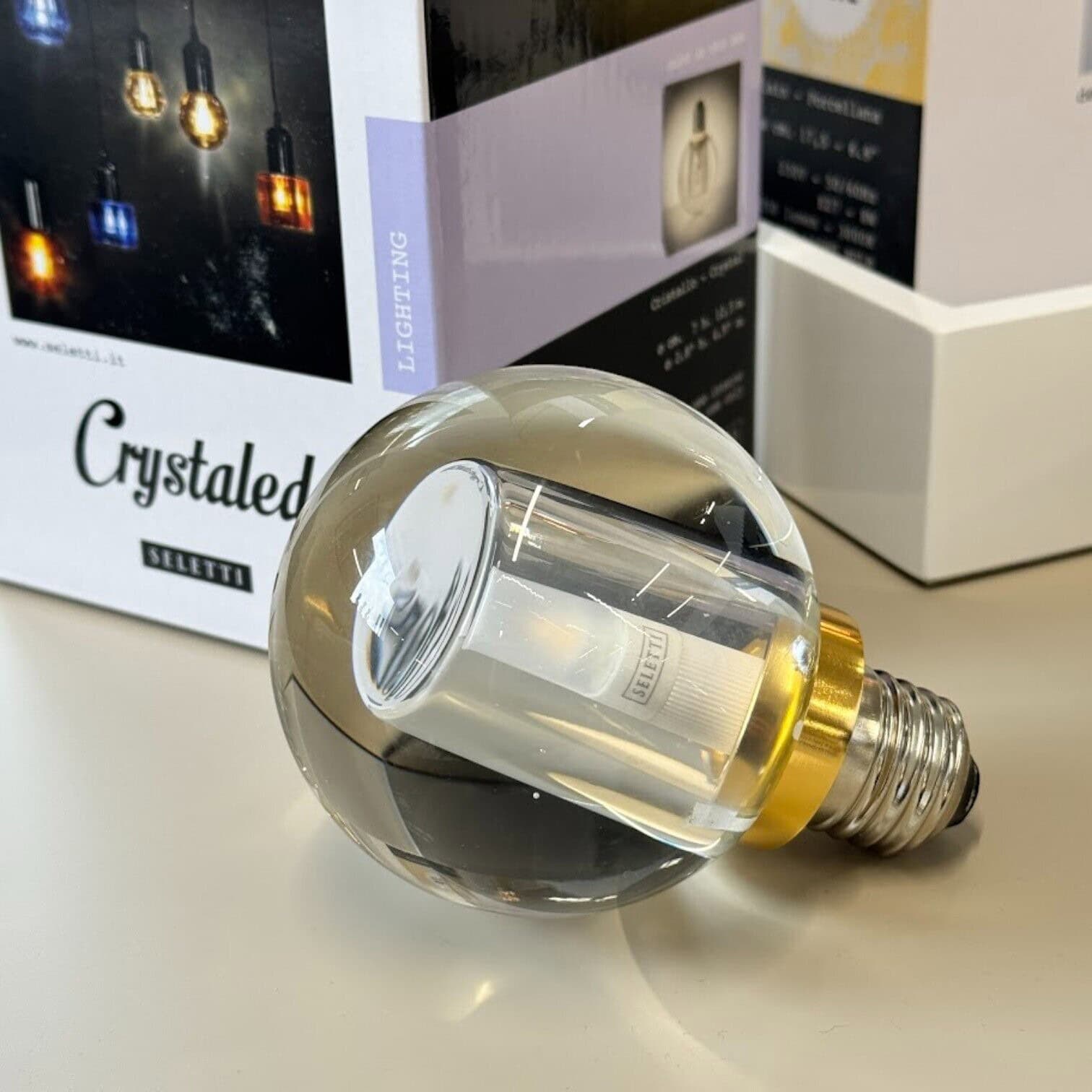 Spuldze Crystaled Round Transparent Spuldze Crystaled Round Transparent