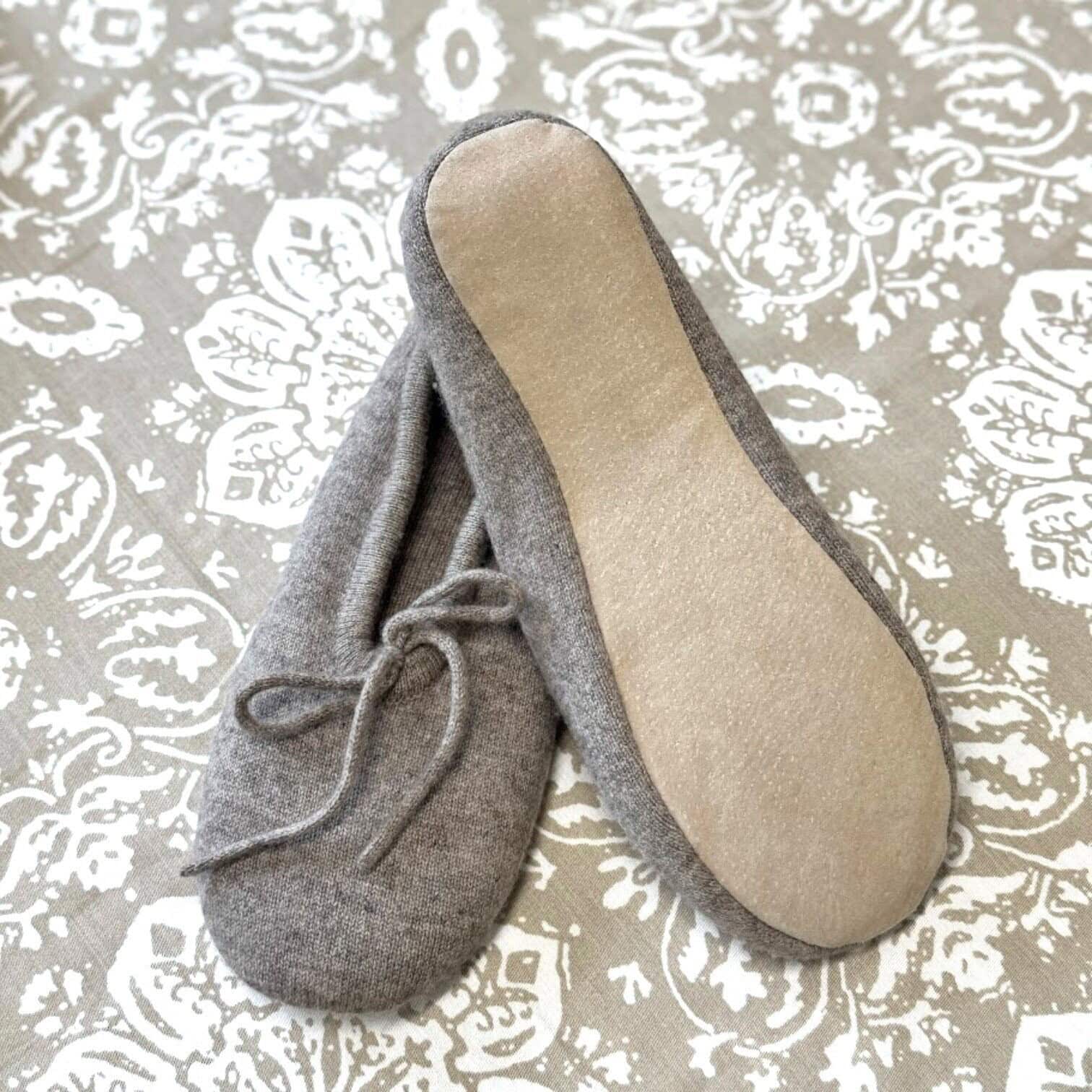 Kašmira čības Kia, brūnas, izmērs: 35 Kašmira čības Kia, brūnas, izmērs: 35