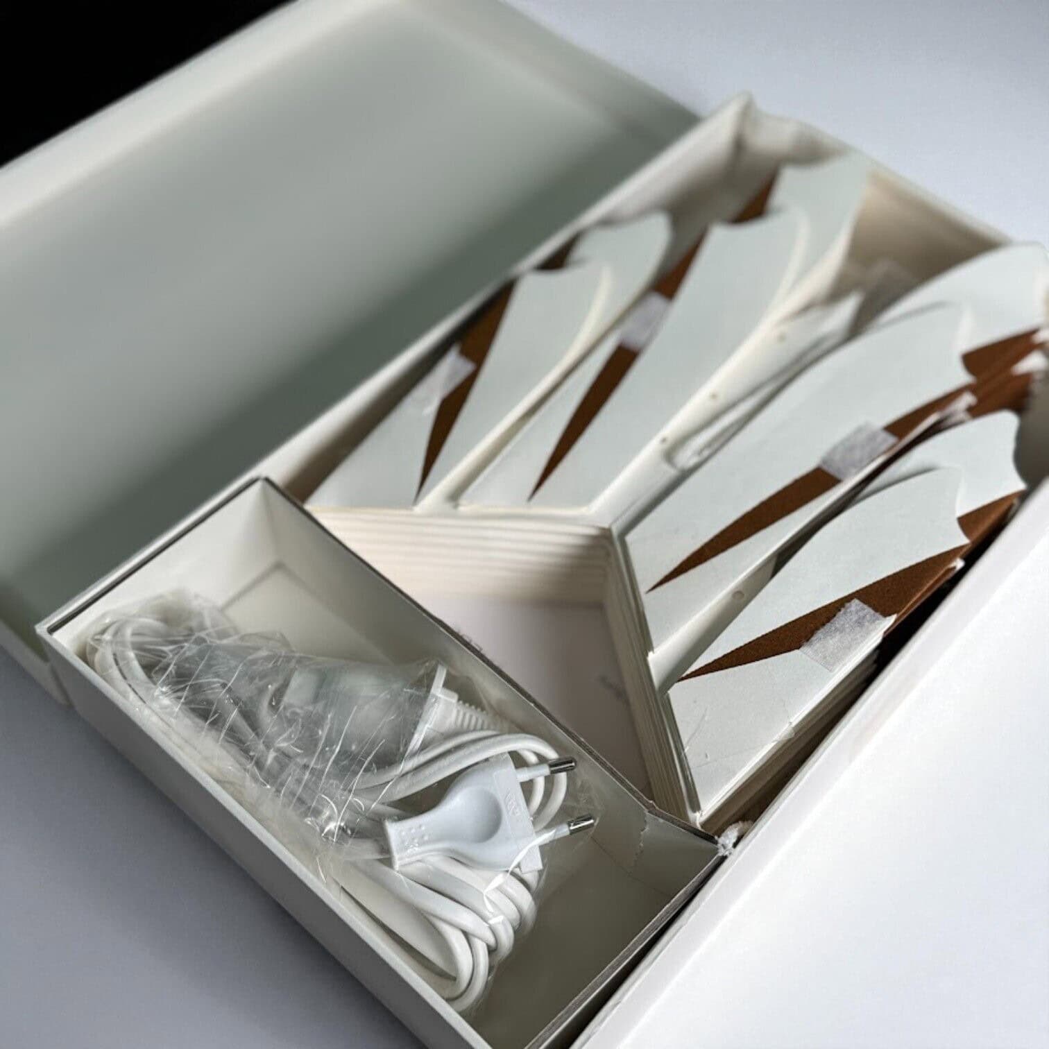 Dekoratīva lampa Thebe Dekoratīva lampa Thebe