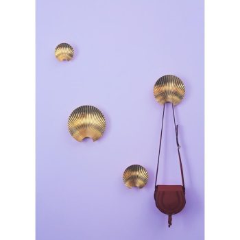 Sienas āķis Concha, L