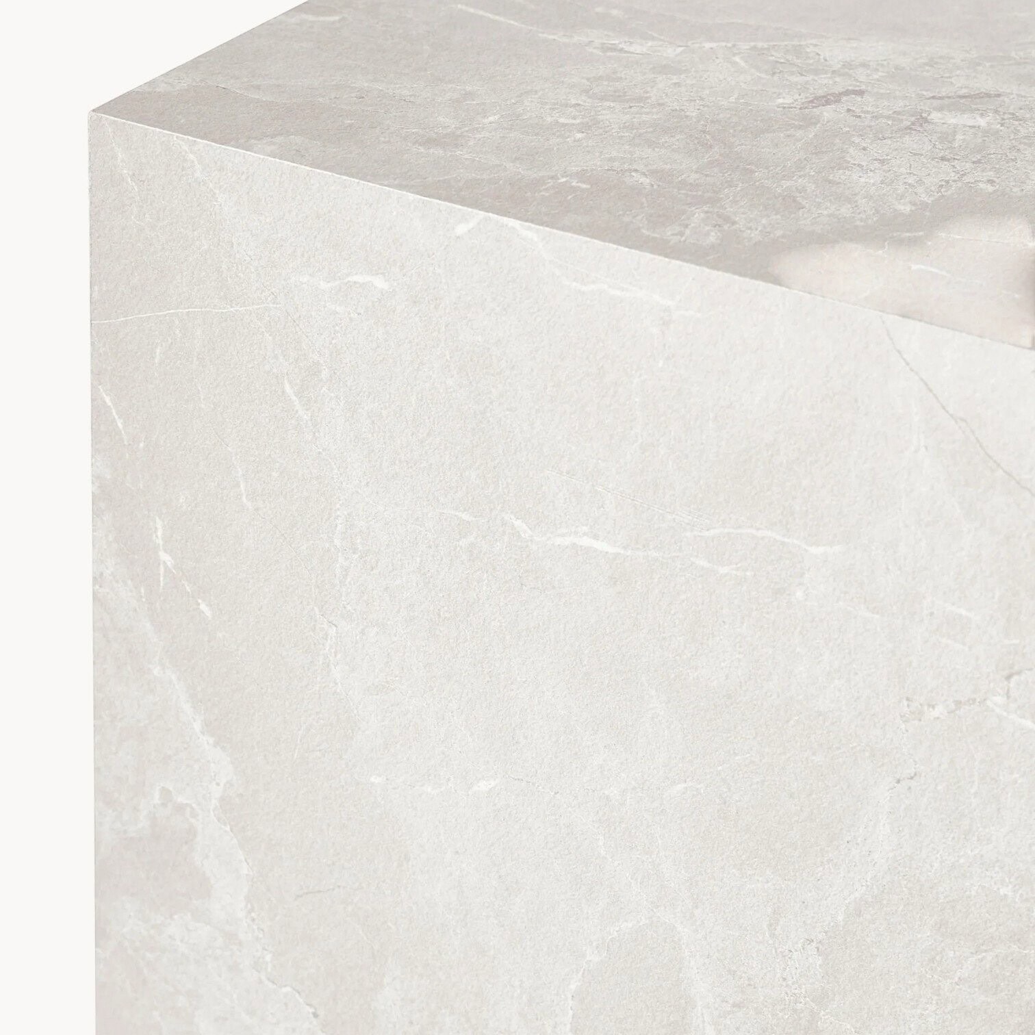 Žurnālgalds Lesley, 50x90cm Žurnālgalds Lesley, 50x90cm