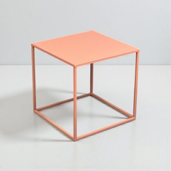 Žurnālgalds Maggnus, peach