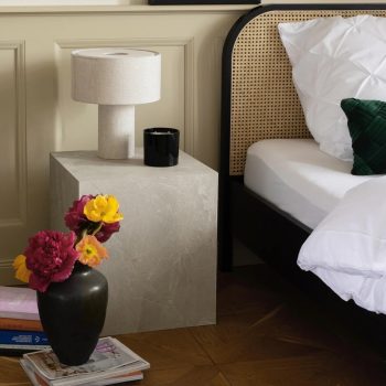 Žurnālgalds Lesley