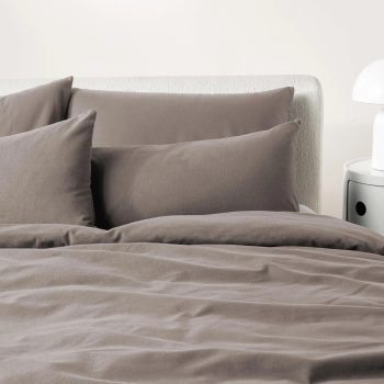 Spilvendrāna Biba, brūna, 80x80cm