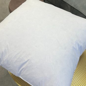 Spilvens PERLE, zosu spalvu, 80x80cm